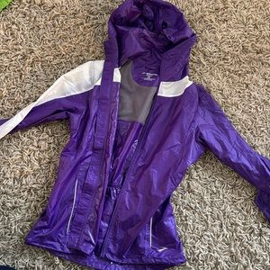 Brooks outer running shell
